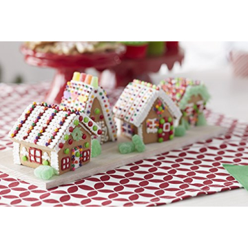 Wilton Mini Village Gingerbread House Decorating Kit