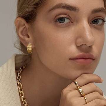 INNERDIVA Gold Hoop Earrings For Women Cute Gold Earrings Chunky Hoop Earrings Imitation Pearl Earrings Costume Jewelry Gift (Gold Hoop 3)