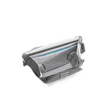 Peak Design Everyday Messenger Bag 15" - Stylish & Functional