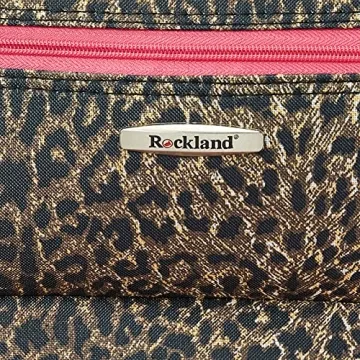 Stylish Rockland 2-Piece Luggage Set for Effortless Travel