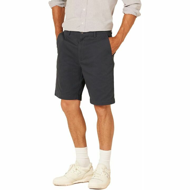 Classic-Fit 9" Men's Shorts by Amazon Essentials