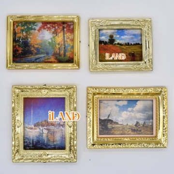 iLAND Dollhouse Frames with Classic Paintings Set for Kids