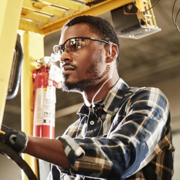 DEWALT DXFRS800 Heavy Duty Rechargeable Walkie Talkies