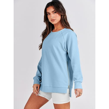 Comfortable Oversized Sweatshirt with Style and Functionality