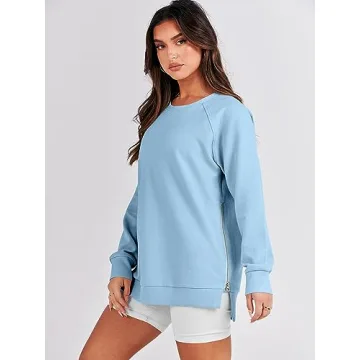 Comfortable Oversized Sweatshirt with Style and Functionality