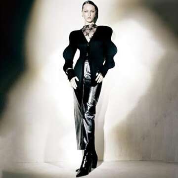 URBAN REVIVO Women Cardigan Sweaters Long Sleeve Knitted V-Neck Open Front Button Down Outwear Trendy Fall Winter Spring Black, Large