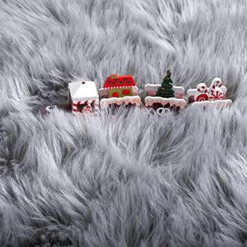 Noahas Luxury Fluffy Rugs Bedroom Furry Carpet Bedside Faux Fur Sheepskin Area Rugs Children Play Princess Room Decor Rug, 3 x 5 Feet