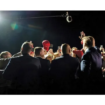 Trump Presidency Photo Book - A Unique Visual Experience