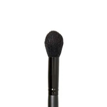 e.l.f. Cosmetics Cosmetics Cosmetics Small Tapered Brush, Perfect for Contouring & creating Even Coverage, synthetic bristles