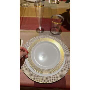 Oojami 30-Pack Gold Rim Plastic Champagne Flutes