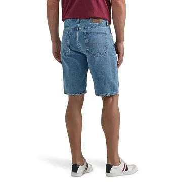 Wrangler Authentics Men's Classic Relaxed Fit Five Pocket Jean Short, Light Stonewash, 42