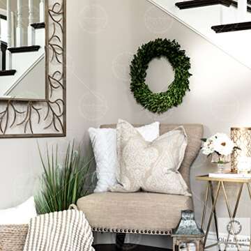 Olive Branch Home Preserved Boxwood Wreath With Gift Box, Large Indoor Year Round Green Wreath (20 Inch Round)