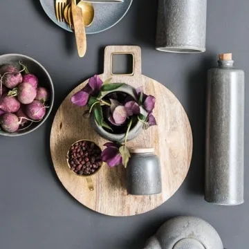 Mango Wood Cheese & Cutting Board with Brass Handle