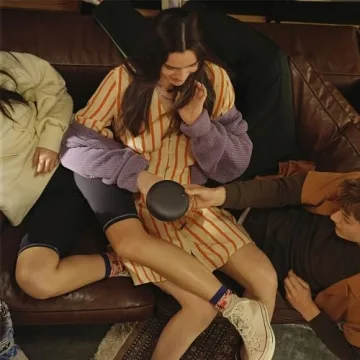 Bang & Olufsen Beosound A1 Bluetooth Speaker © Portable Waterproof Sound