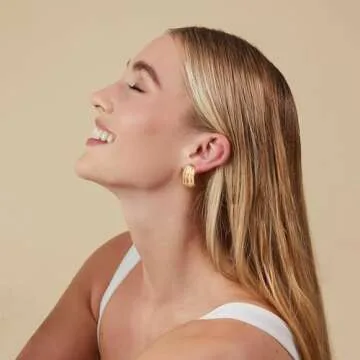 MUYAN Gold Striped Ridged Chunky Earrings for Women Trendy Minimalist Large Ribbed Textured Studs Jewelry