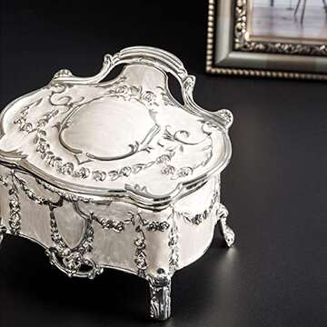 AVESON Luxury Vintage Metal Alloy Jewelry Box Ring Trinket Case Christmas Birthday Gift, Small