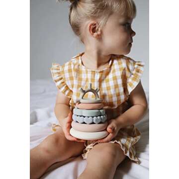 Marlowe & Co Stacking Ring Teether Toy, Soft Silicone Stacking Rings for Babies and Toddlers, 7 Piece Teether Set for Babies 6-12 Months (Classic)