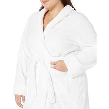 Amazon Essentials Soft Plush Robe for Cozy Comfort