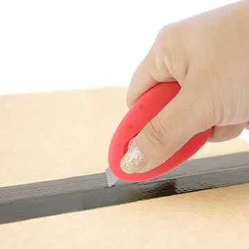 HengKe 2 Pack Mini Creative Carrot an Strawberry Shaped Art & Craft Cutter Retractable Box Letter Opener Portable Utility Knives Office School Stationery for Cutting Envelope Paper Cardboard