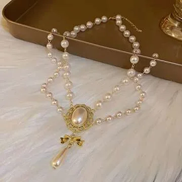 Elegant Vintage Pearl Choker Necklace for Women
