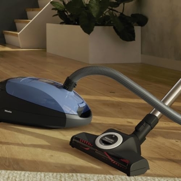 Miele Classic C1 Turbo Team Canister Vacuum Cleaner - Lightweight & Efficient
