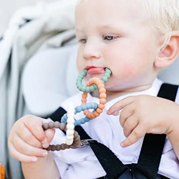 Ryan & Rose Cutie Clinks Attachable Chew Toy for Infants