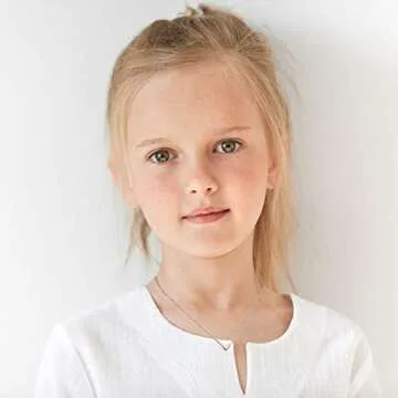 Personalized ZRAY Tiny Heart Initial Necklace for Women