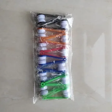 Economical 12 pcs Mini Eyeglass Cleaner for Smudge-Free Vision