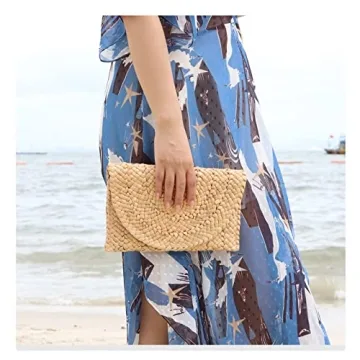 Freie Liebe Straw Clutch Purse for Stylish Summer Outings