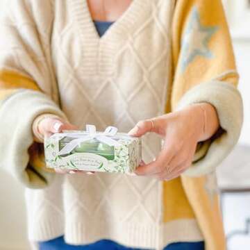 Kate Aspen Two Peas in A Pod Ceramic Salt and Pepper Shakers in Ivy Print Gift Box