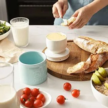 DOWAN Butter Crock, French Butter Dish for Spreadable Soft Butter, Ceramic Butter Keeper with Lid for countertop, Housewarming Gift for Wife Mom Friends, Blue