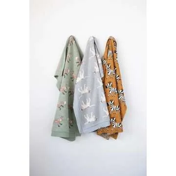 Creative Co-Op DF2527 40" L x 32" W Cotton Knit Baby Dog Blanket, Blue, Small