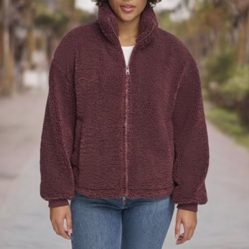 Levi's Sherpa Jacket - Cozy & Fashionable Warmth