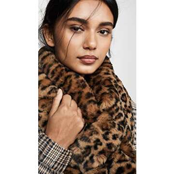 Apparis Women's Jasper Scarf, Plush Leopard, Print, One Size