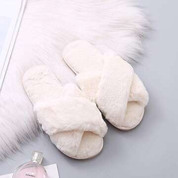 TONGSONG Cozy House Slippers for Women for Indoor and Outdoor Fuzzy Slip On Womens Slippers with Cro...