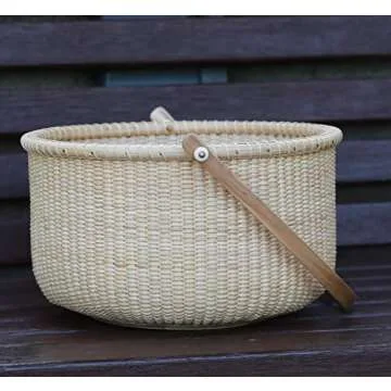 Teng Tian Classic Nantucket Round baskets with wood Knobs HandleWoven Basket Container Tote Cube Organizer Handwoven rattanStorage Fruit Basket