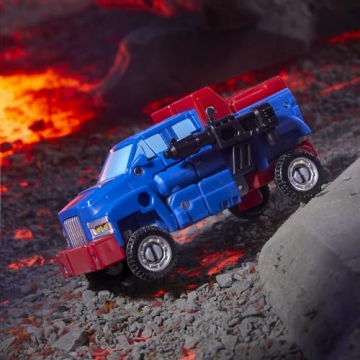 Transformers G1 Autobot Gears Deluxe Action Figure Collectible