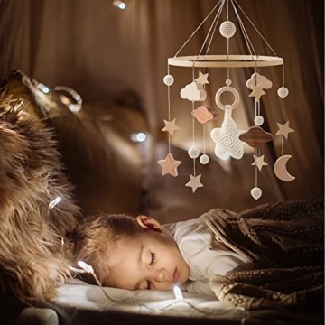 Cute and Calm Baby Crib Mobile for Nursery Decor