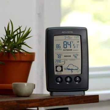 AcuRite Digital Weather Forecaster with Indoor/Outdoor Temperature