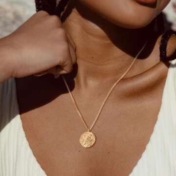 MEVECCO Dainty Gold Jellyfish Necklace for Women