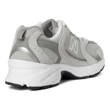 New Balance Unisex 530 Sneaker - Classic Comfort for All