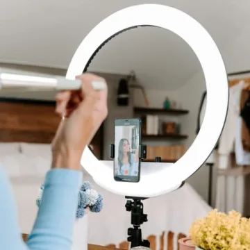 Lume Cube Cordless 18” Ring Light with Stand and Accessories