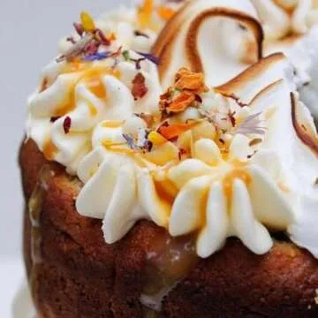 Hands on Earth Mixed Dried Edible Flower Petals 10g (0.35 oz) | For Cake Decorating | For Garnish | ...