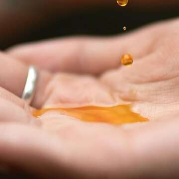 evanhealy Chilean Wild Rosehip Seed Oil | 100% Pure Wild-Harvested Certified Organic Rosehip Oil | Lightweight Facial Oil Dry Oil | Beautify & Rejuvenate All Skin