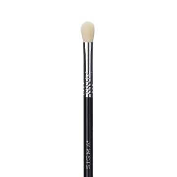 Sigma Beauty Professional E25 Eyeshadow Blending Brush – Professional Eyeshadow Brush for Seamless Eyeshadow Blending, Softens Dramatic Edges & Harsh Lines for a Well Blended Effect (1 Brush)