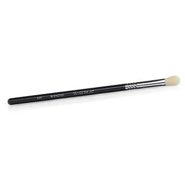 Sigma Beauty Professional E25 Eyeshadow Blending Brush – Professional Eyeshadow Brush for Seamless Eyeshadow Blending, Softens Dramatic Edges & Harsh Lines for a Well Blended Effect (1 Brush)