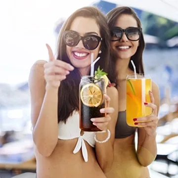 Trendy 20oz Glass Drinking Set with Reusable Straws