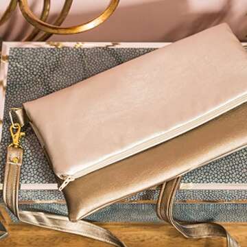 Cricut Pebbled Faux Leather Roll - Cafe 12x24in