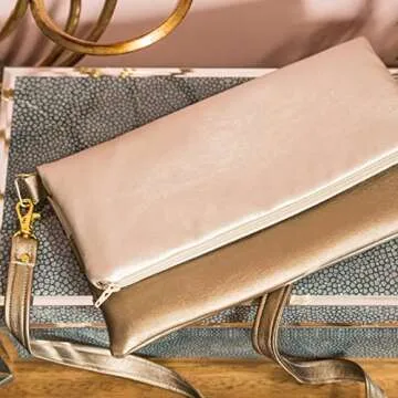 Cricut Pebbled Faux Leather Roll - Cafe 12x24in