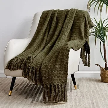 Cozy Olive Green Chunky Knit Throw Blanket with Tassels